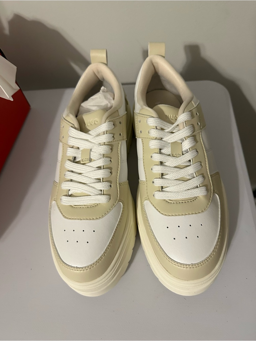 HUGO Women’s Lyssa Platform Low Profile Sneaker Soft Cream/White Size 11